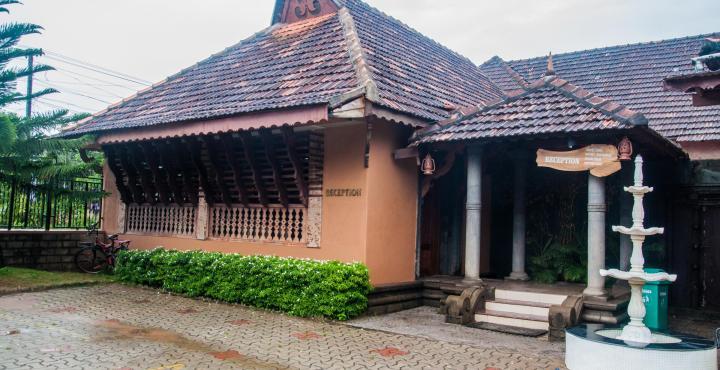 Pagoda Resorts Alappuzha Extérieur photo
