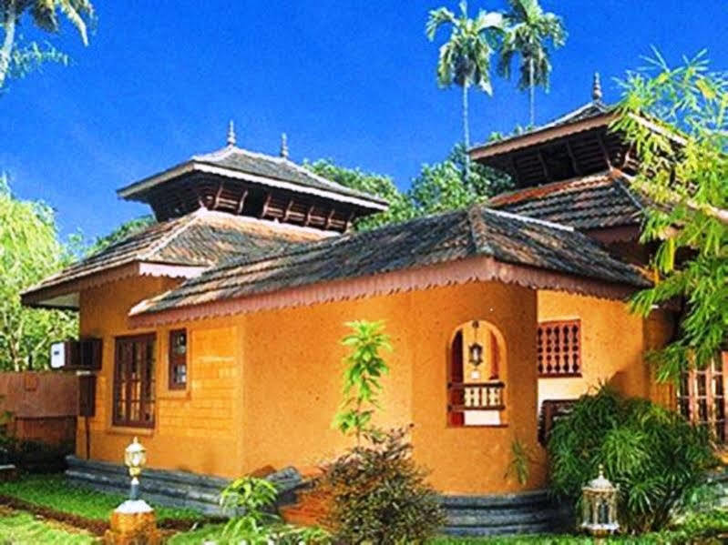 Pagoda Resorts Alappuzha Extérieur photo